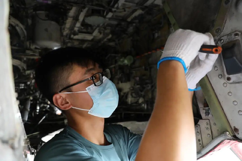 日照市空港經(jīng)濟(jì)開(kāi)發(fā)區(qū)第一屆民航維修技術(shù)基本技能競(jìng)賽順利舉辦